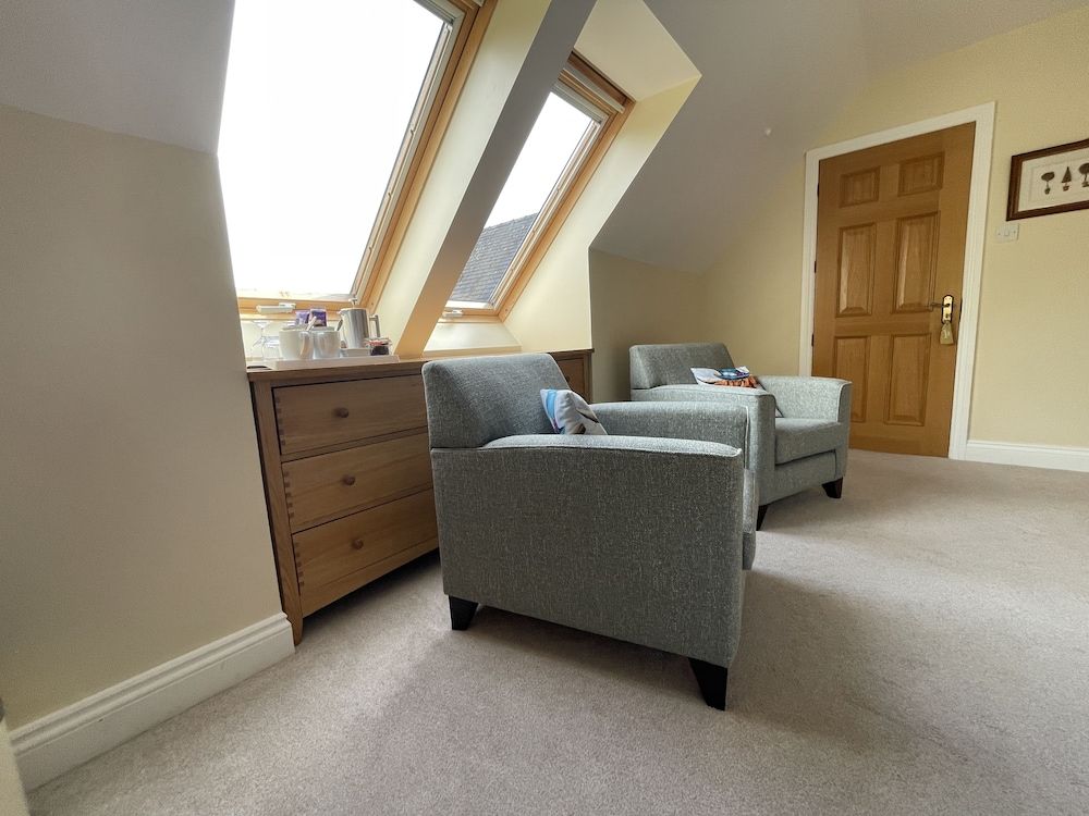 Treetops B&B Superior Double Room, 1 Super King Bed, Mountain View 8