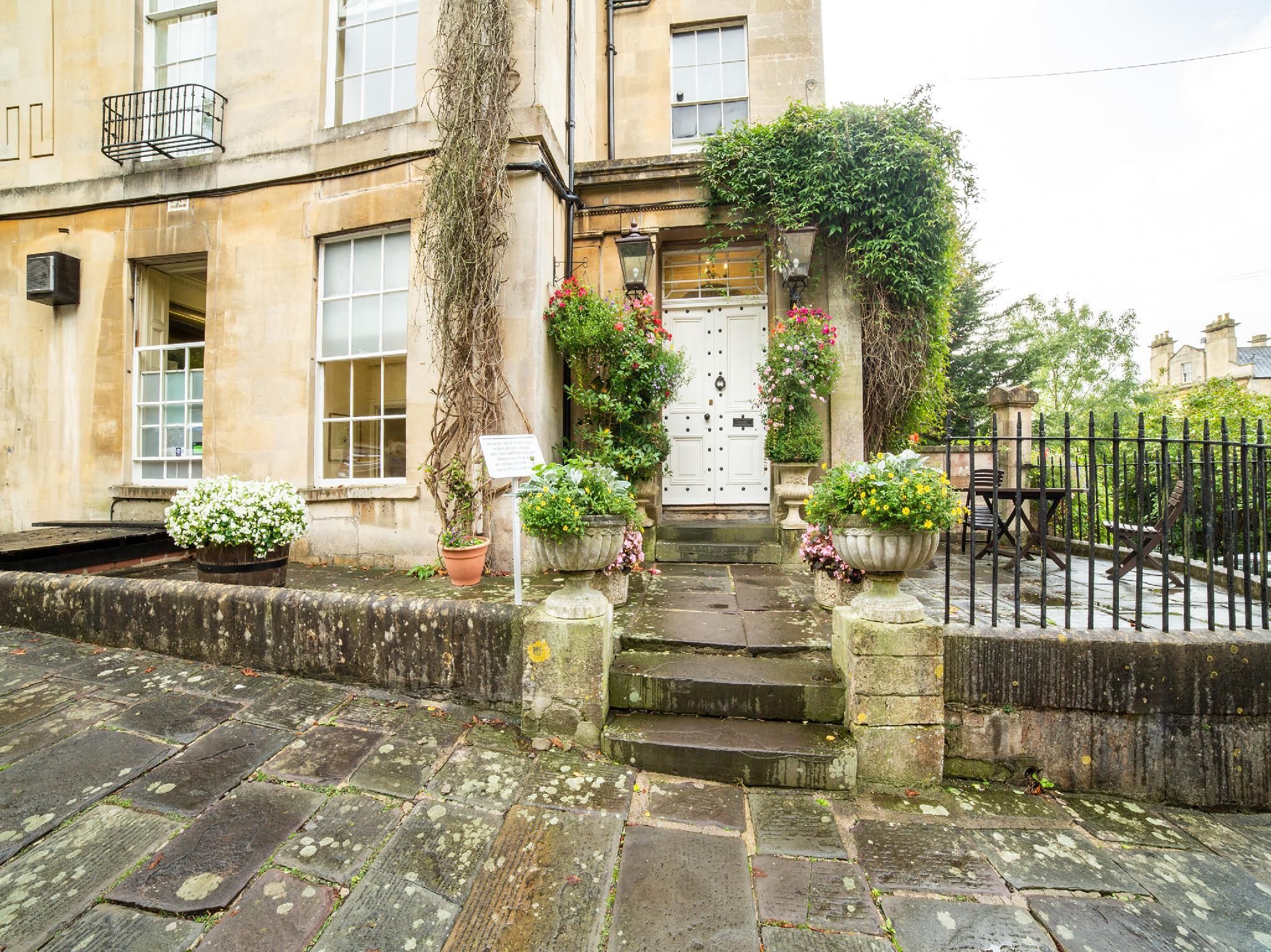 undefined OYO Bailbrook Lodge, Bath 5