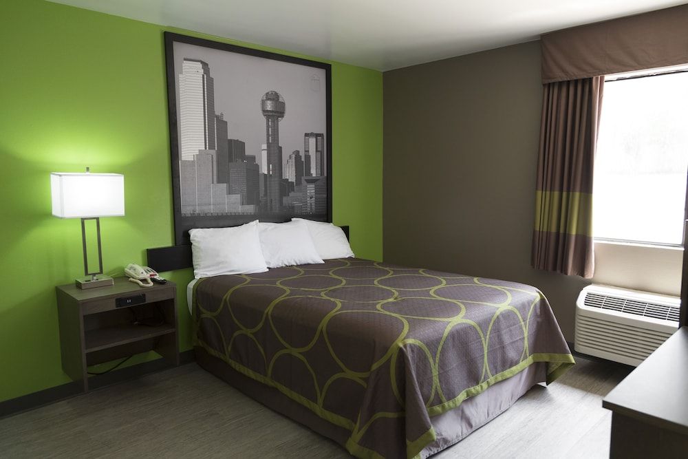 Room, 1 Queen Bed, Accessible, Non Smoking (Tub with Grab Bars)