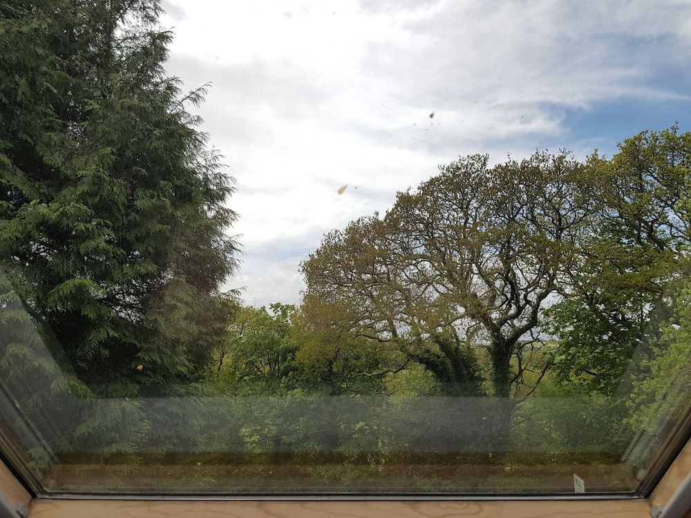 Meadow Oak Landhydrock Room 5