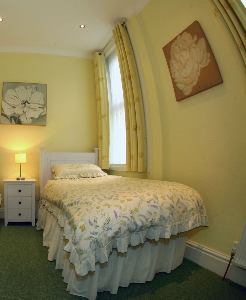 The Devonian Single Room 2