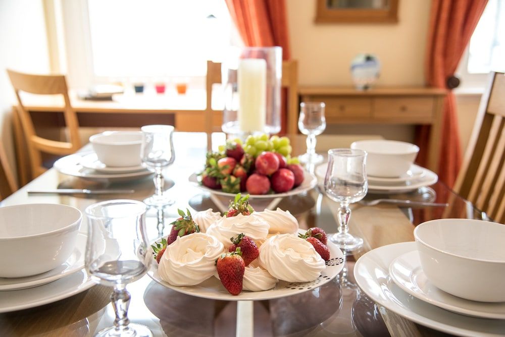 undefined A Place Like Home - 2 Bedroom Apartment in Chelsea 5