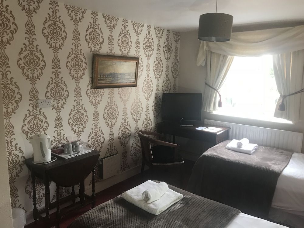 Twin Room (Magnolia)