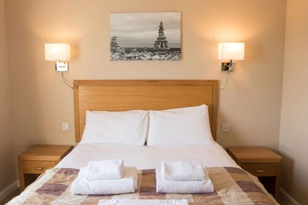 Purdy Lodge Double Room 2