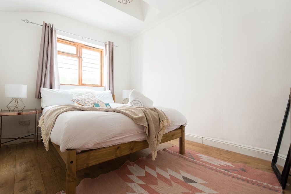 undefined The Hive House - Large Light-Flooded 6BDR Townhouse 7