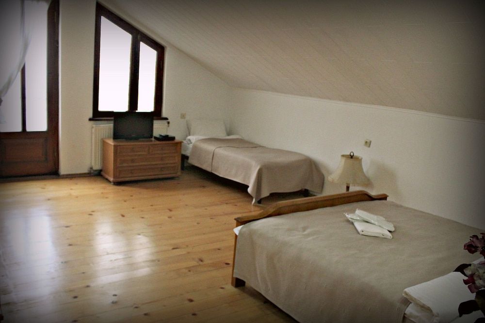 undefined Hotel Vera House 4