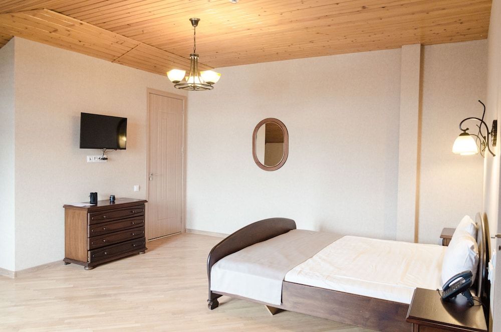 Imperial House Standard Double or Twin Room 33