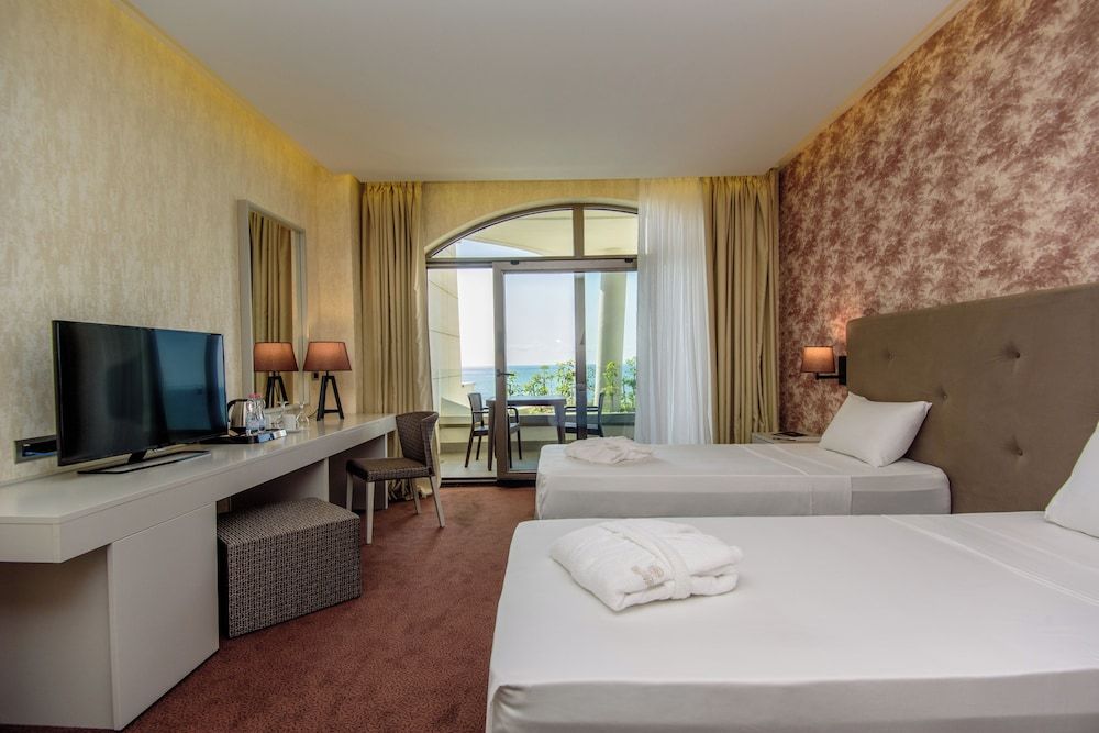 Standard Twin Room, Balcony, Sea View