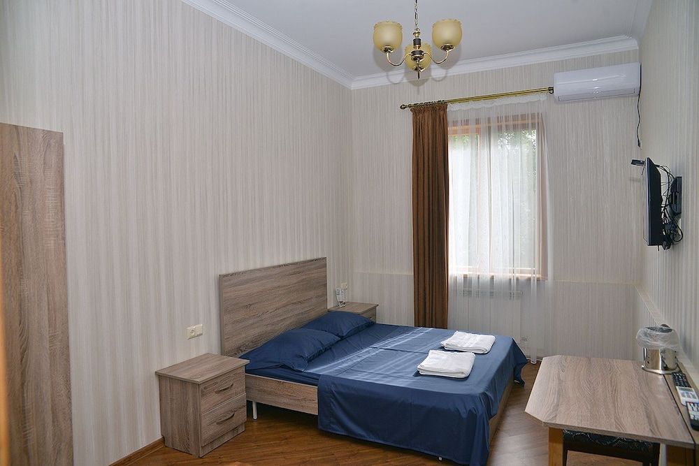 Basic Single Room, 1 Double Bed, City View