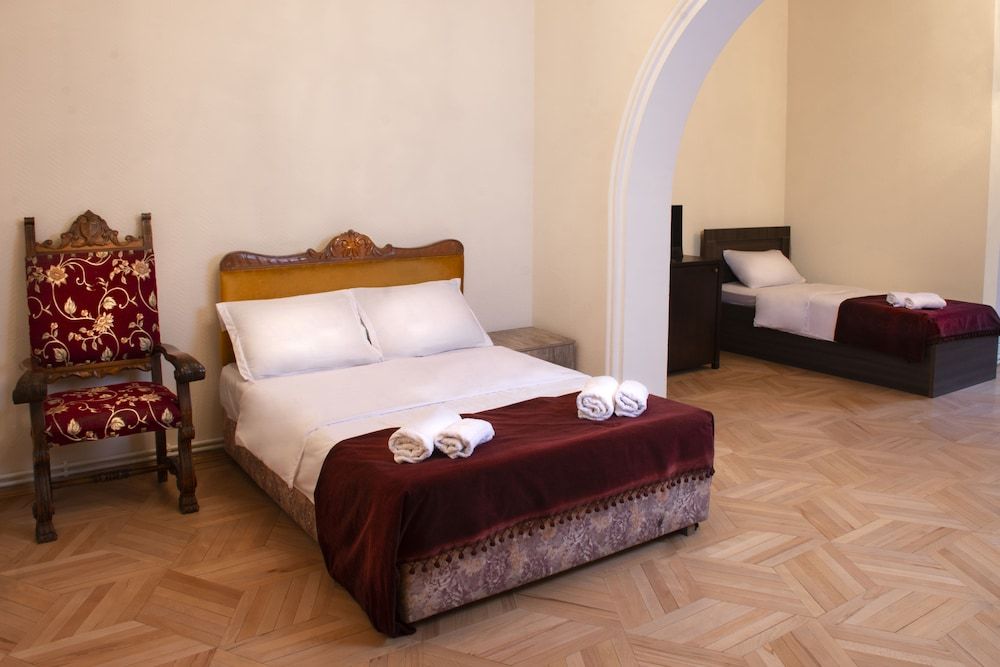Vedzisi Garden Hotel Family Suite, Multiple Beds, Balcony, City View