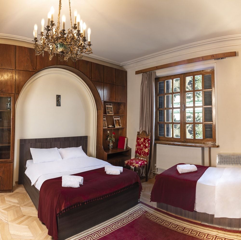 Luxury Triple Room, Multiple Beds, Fireplace, Garden View