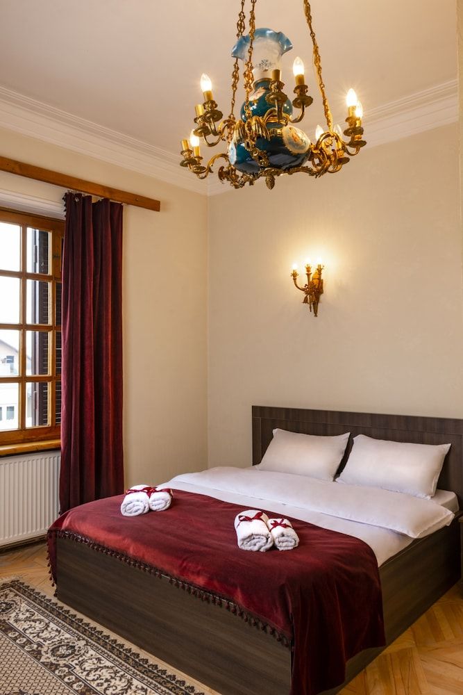 undefined Vedzisi Garden Hotel 5