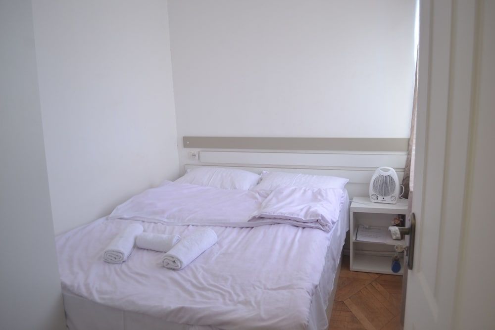 Guest House 36 Double Room 4