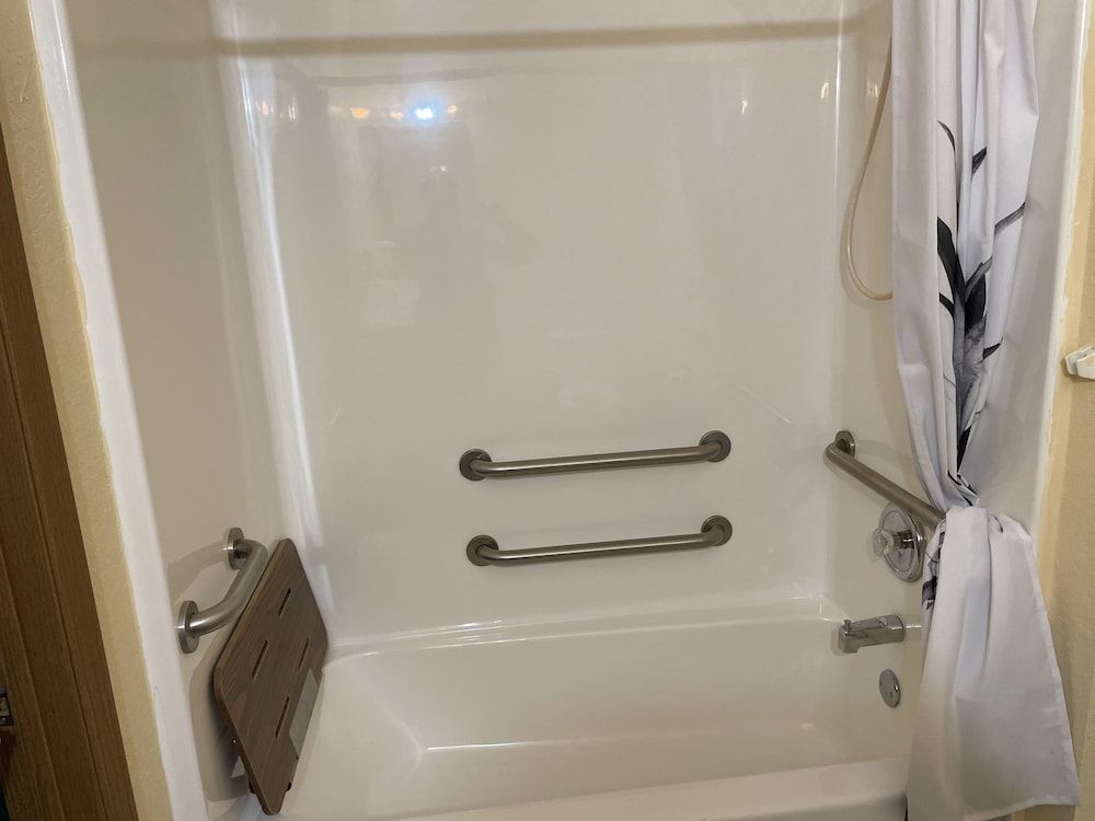 Highland Inn Peculiar