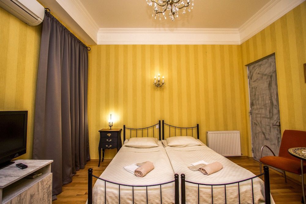 Terrace Garden Standard Triple Room 5