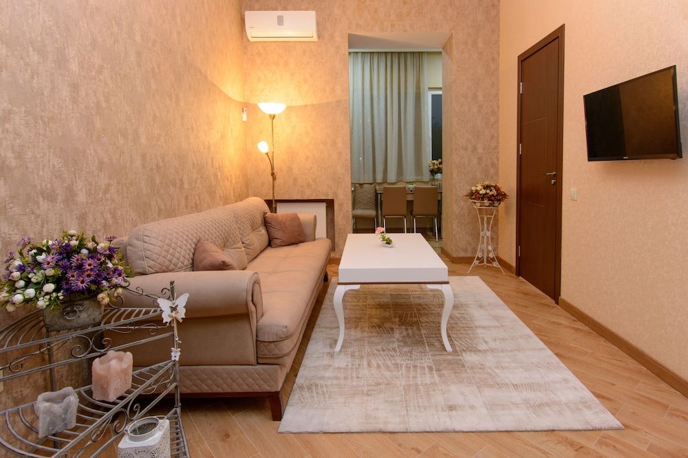 Apartment Dat Exx on the Marjanishvili Superior Apartment, 2 Bedrooms, Balcony 38