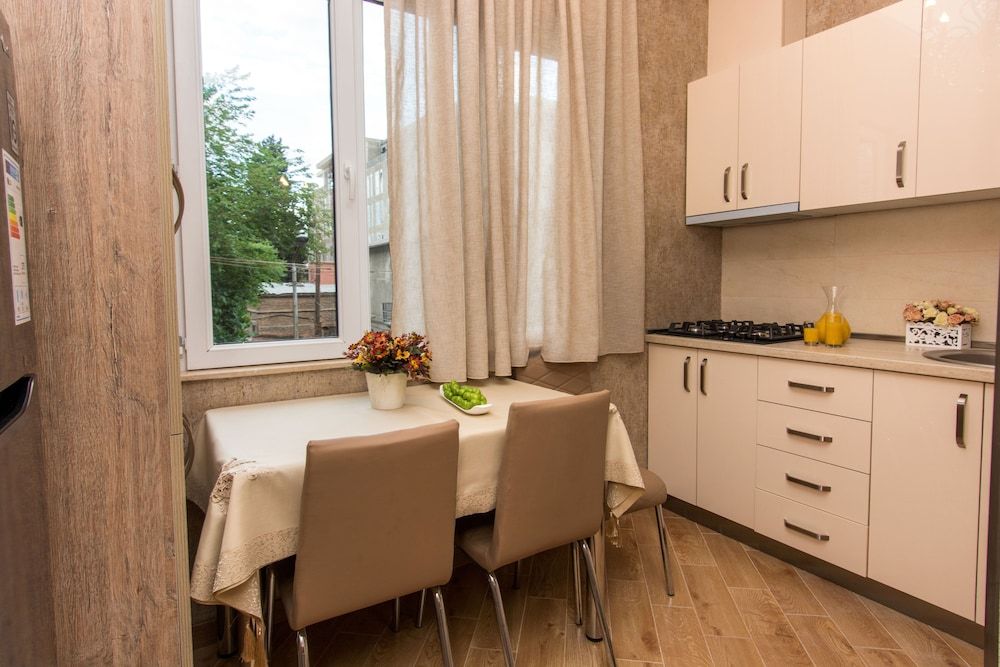 Apartment Dat Exx on the Marjanishvili Family Apartment, 2 Bedrooms 8
