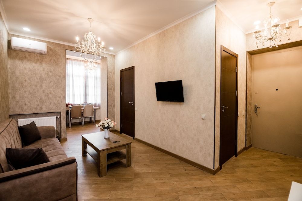 Apartment Dat Exx on the Marjanishvili Family Apartment, 2 Bedrooms 11
