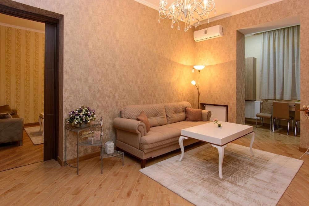 Apartment Dat Exx on the Marjanishvili Superior Apartment, 2 Bedrooms, Balcony 34