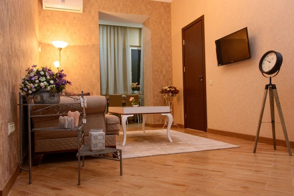 Apartment Dat Exx on the Marjanishvili Superior Apartment, 2 Bedrooms, Balcony 30