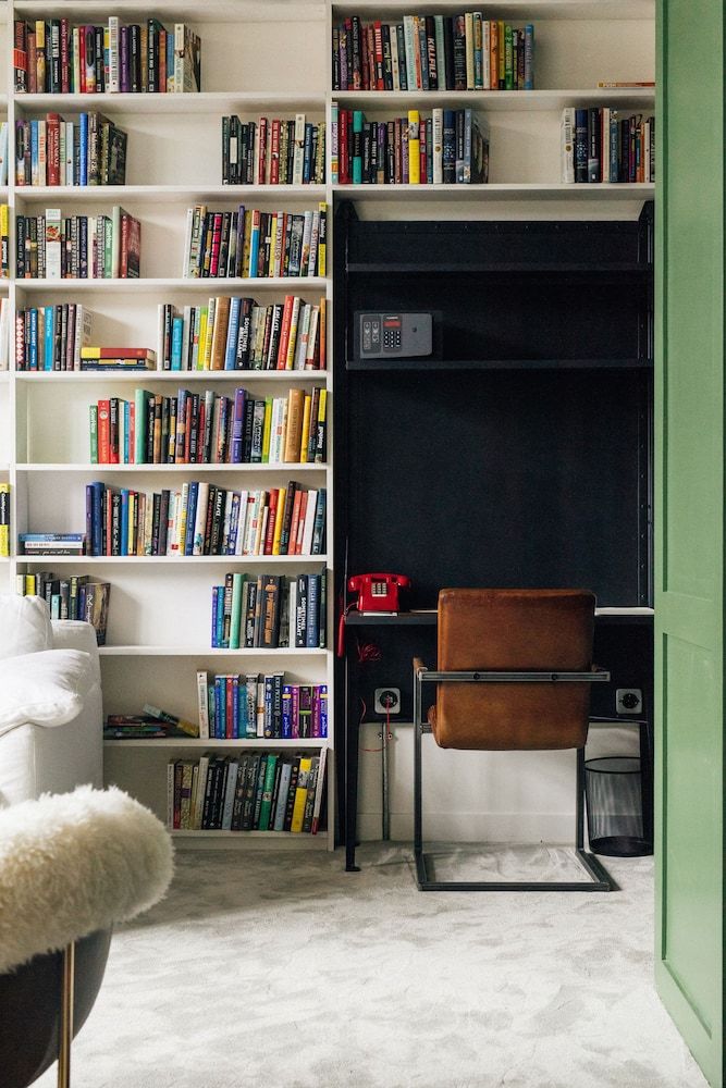 Stamba Hotel Aviator room 6