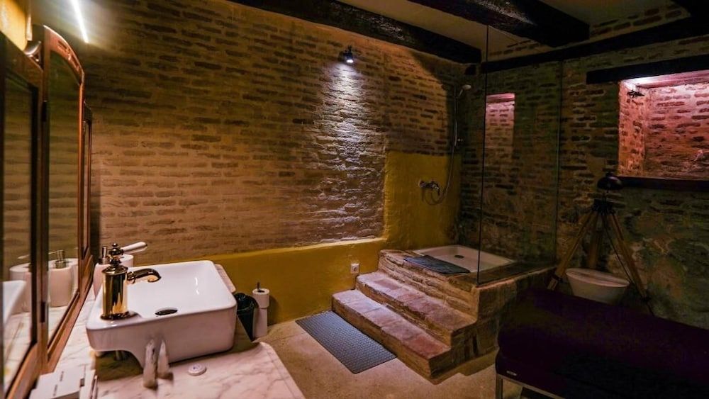 Castle in Old Town Design Loft, 1 Double Bed, Terrace, City View 3