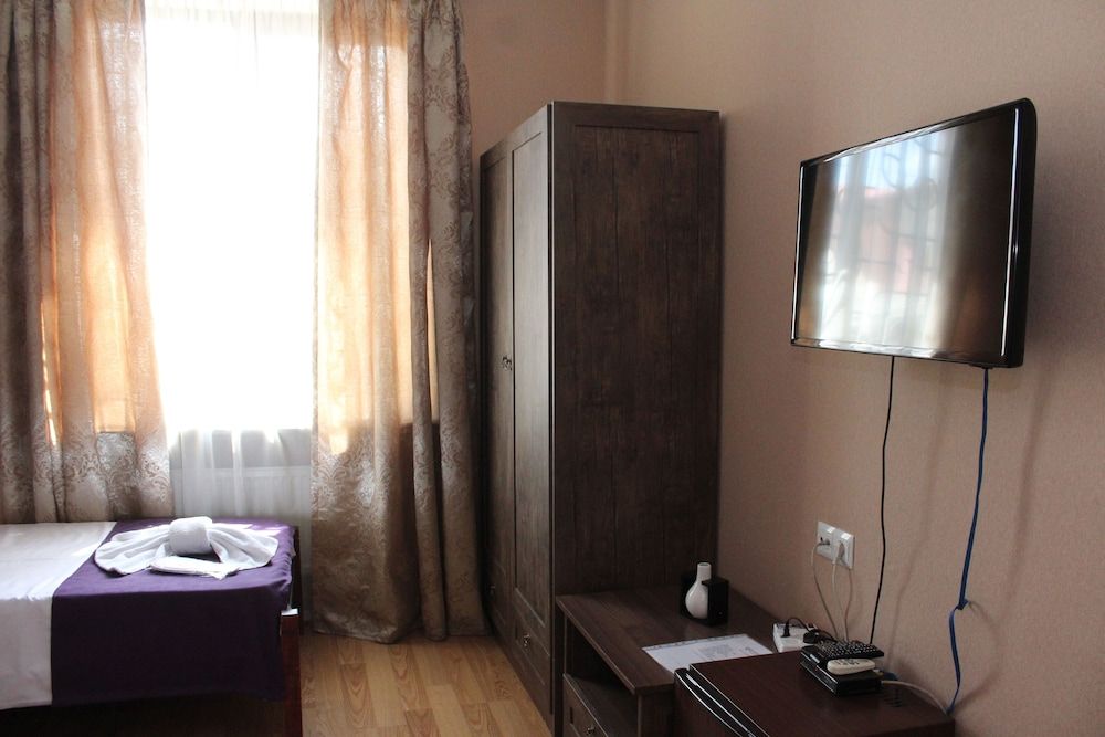 Vita Plaza Double Room, 1 Double Bed, City View 5