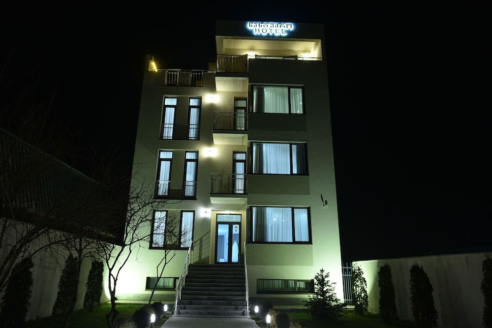 undefined Hotel King Tom 8