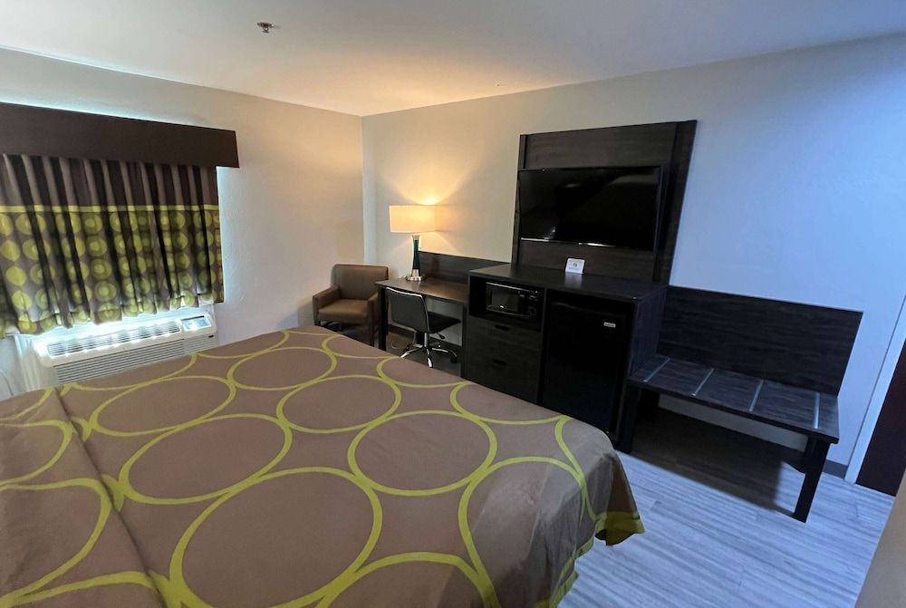 Studio Suite, 1 King Bed, Non Smoking