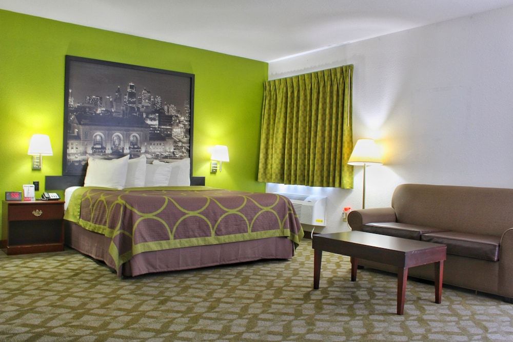 Room, 1 King Bed, Accessible, Non Smoking (Mobility)