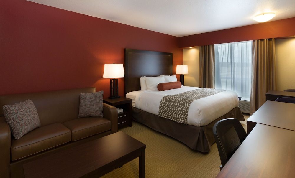 The Kanata by BCMInns Invermere Superior King 3