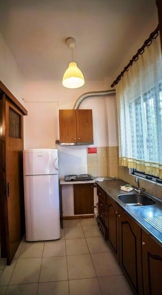 Basic Double Room, 1 Bedroom, Kitchen, Partial Sea View