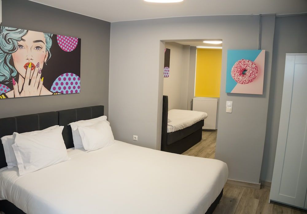 undefined Connect Studios & Apartments 7