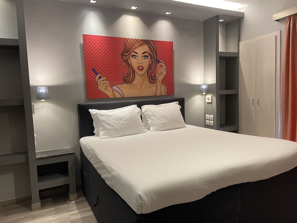 undefined Connect Studios & Apartments 3