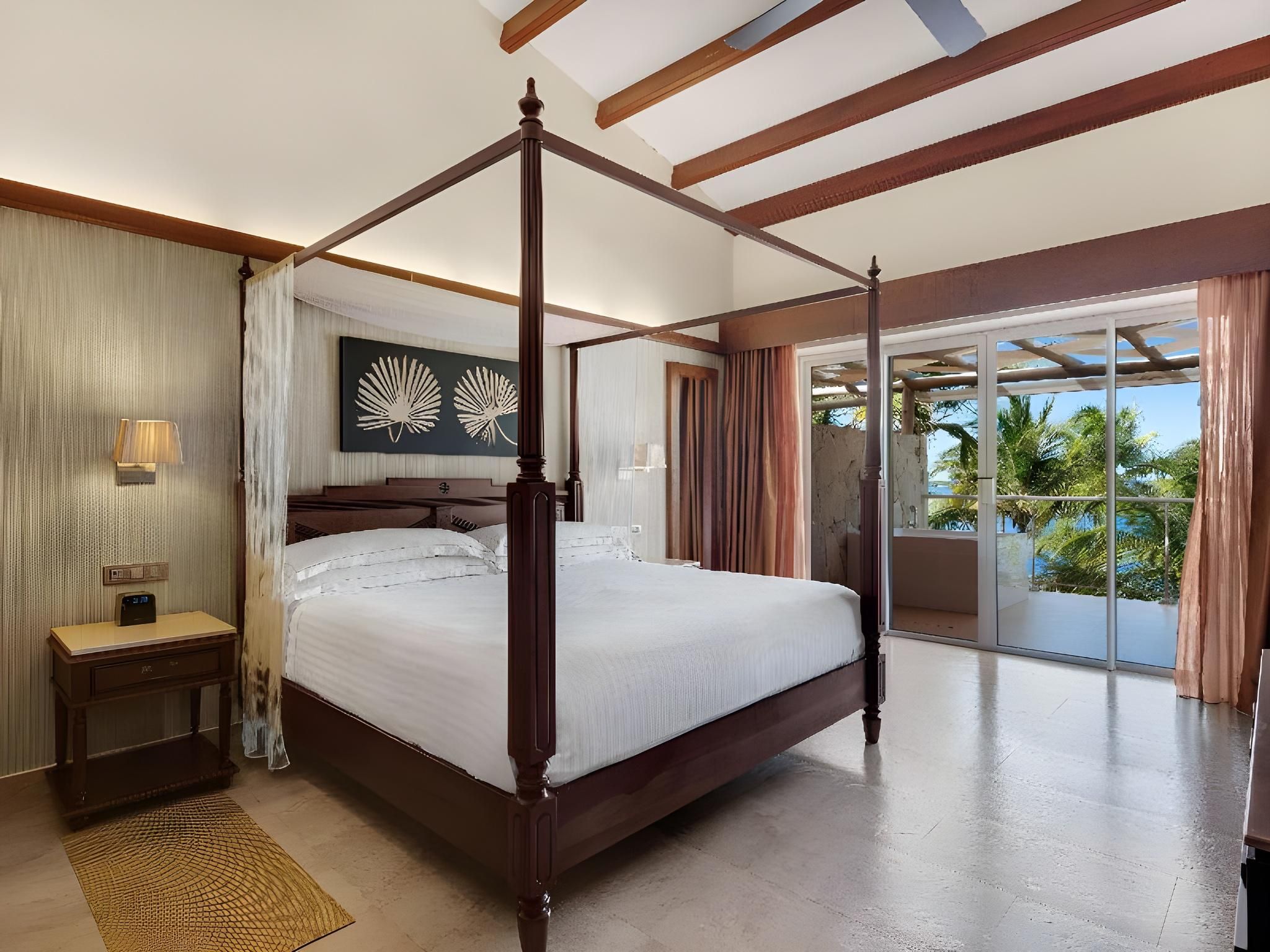Master Suite Sea Front View Premium Level