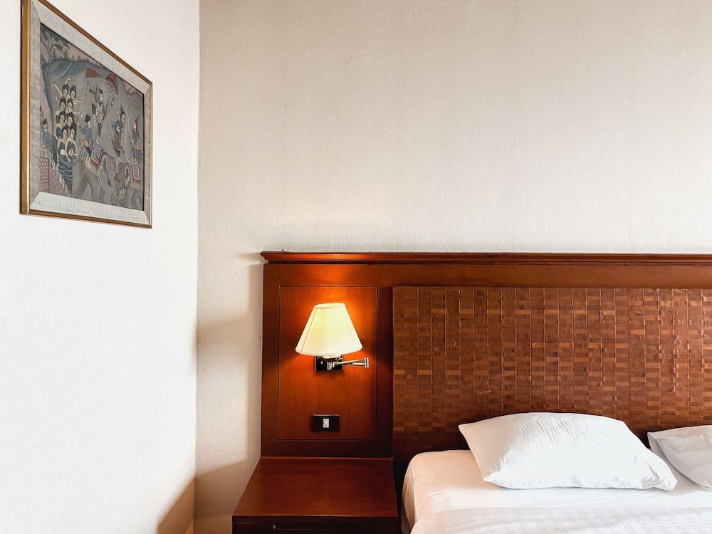 The Empress Hotel Chiang Mai Deluxe Room 3