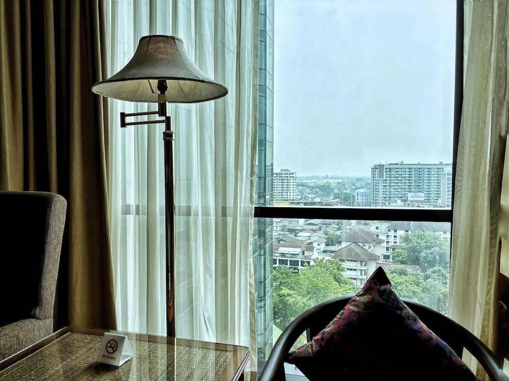 The Empress Hotel Chiang Mai Deluxe Room 16