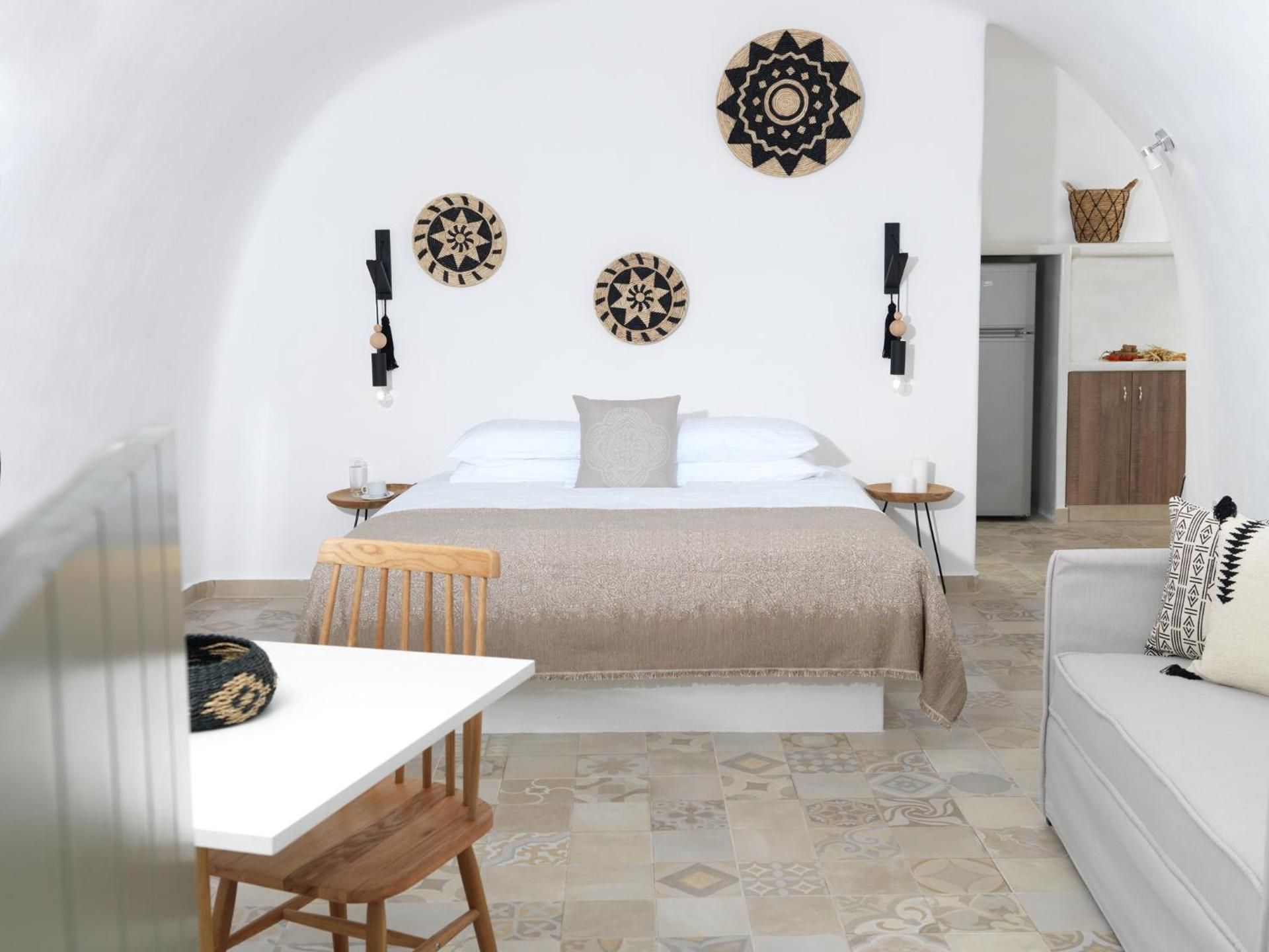 Cave Studio with Private Plunge Pool