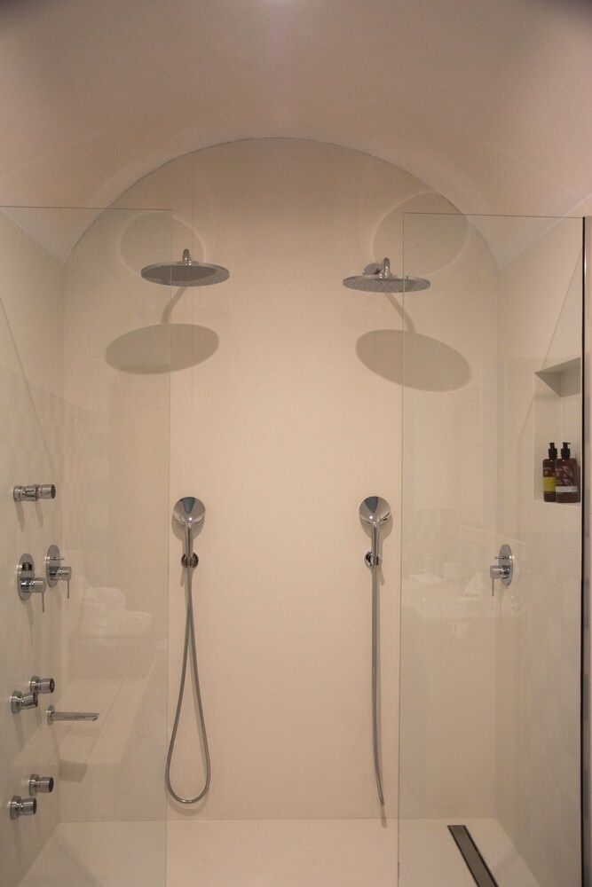 San Salvatore Monastery Family Suite, Patio, Sea View 5