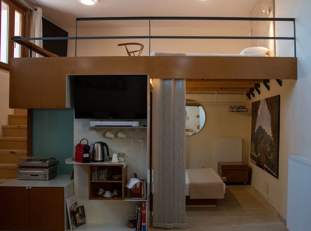 San Salvatore Monastery Family Suite, Patio, Sea View 7