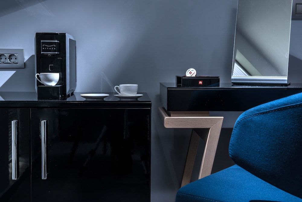 LAVRIS City Suites Standard Suite, 1 Queen Bed (Knossos) 10