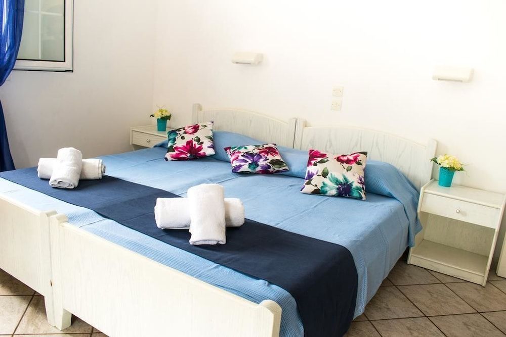 Classic Apartment, 2 Bedrooms, Balcony