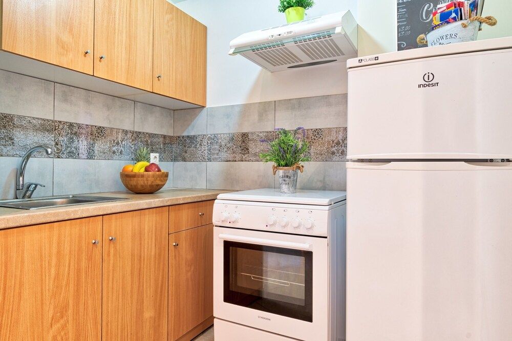 undefined IQ Athens Way Apartments 7