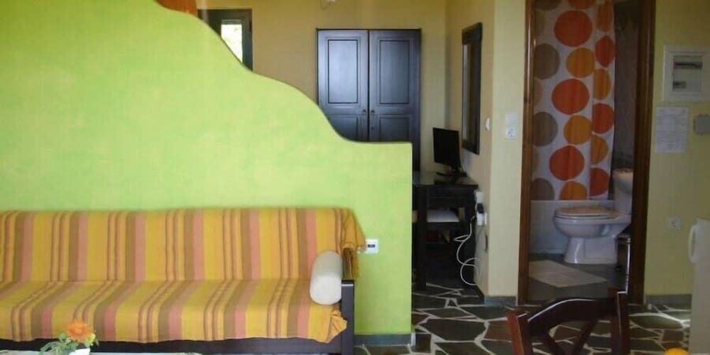 Ktima Nikola Bungalow 4