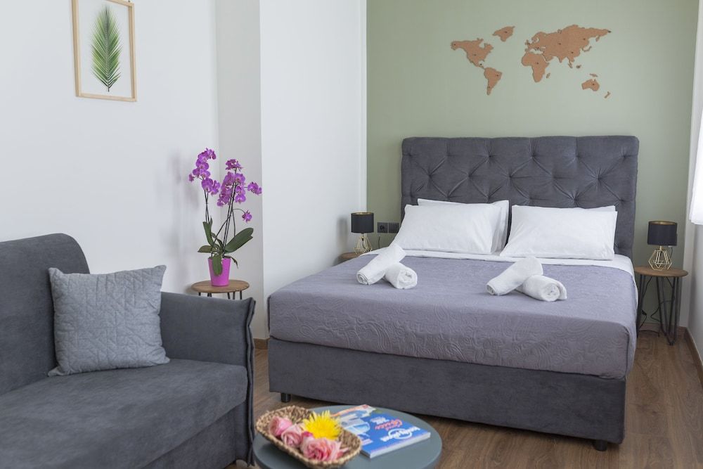 The Athens Version Luxury Suites Superior Suite (Temple View)