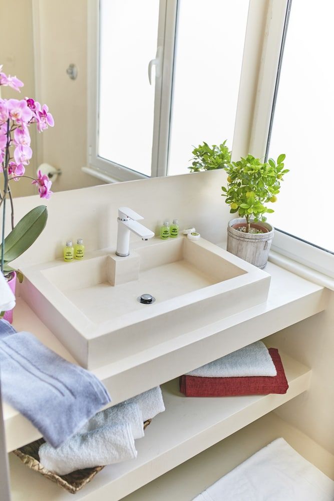 The Athens Version Luxury Suites Superior Suite, City View 6