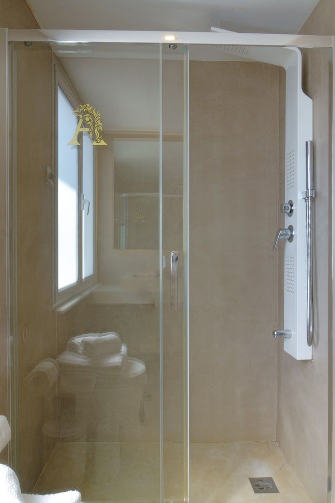 The Athens Version Luxury Suites Superior Suite (Temple View) 17