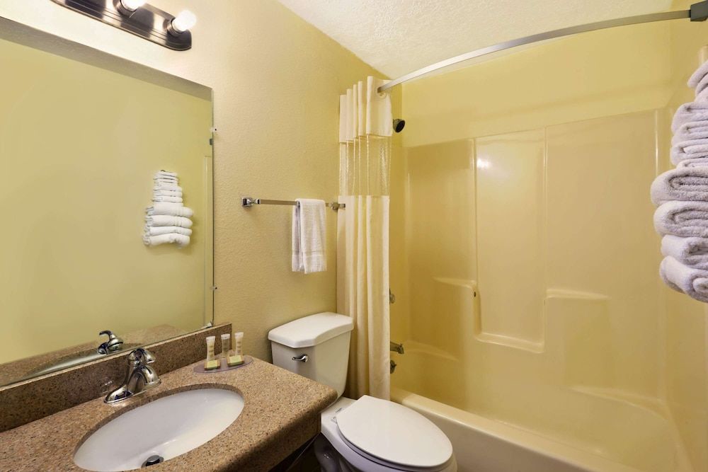 Standard Room, 2 Double Beds