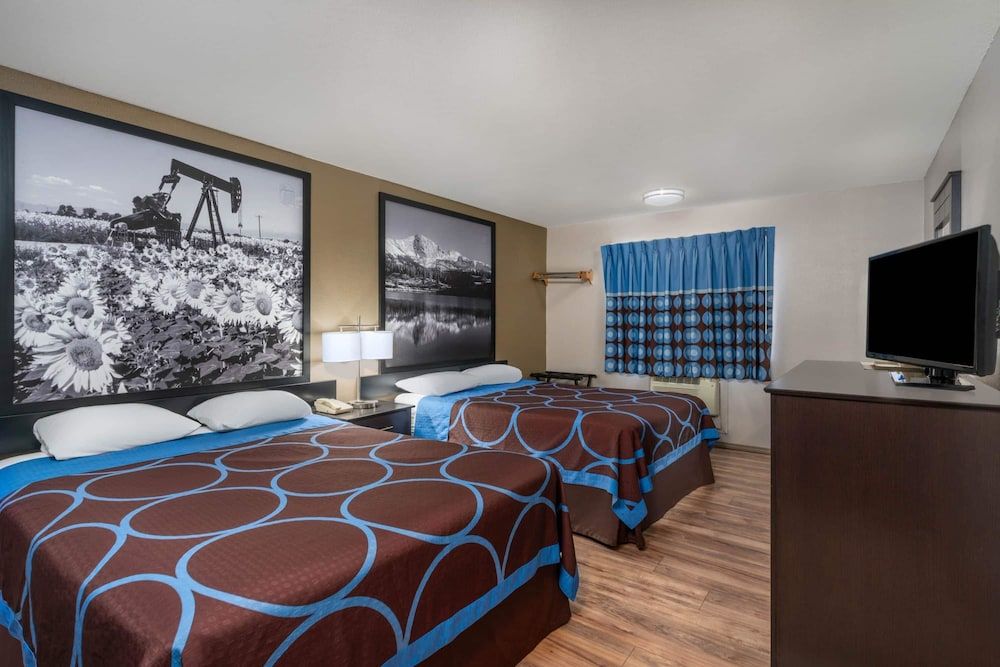 Standard Room, 2 Queen Beds (First floor room, no stairs)