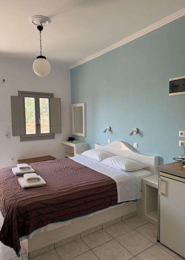 Sail Inn Studio (2 Adults) 9